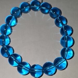 🐰SALE🥳 12mm Blue Glass Bracelet